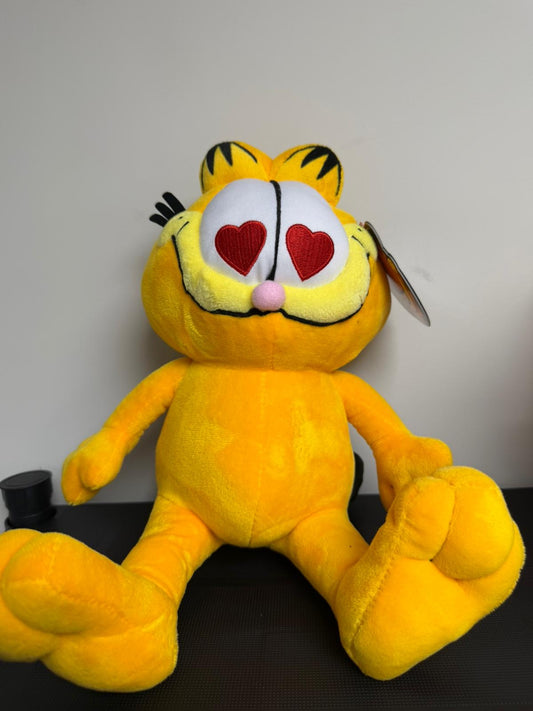 גרפילד מאוהב